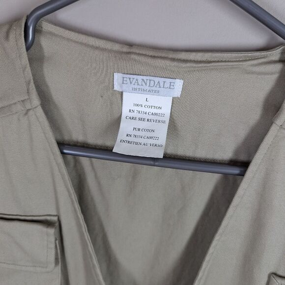 Vintage Fishing Vest – Multiple Pockets – Mini Fly Bait Detail – Size Large - Picture 6 of 7